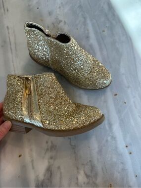 fabkids Gold Glitter Side-Zip Ankle Boots for Girls